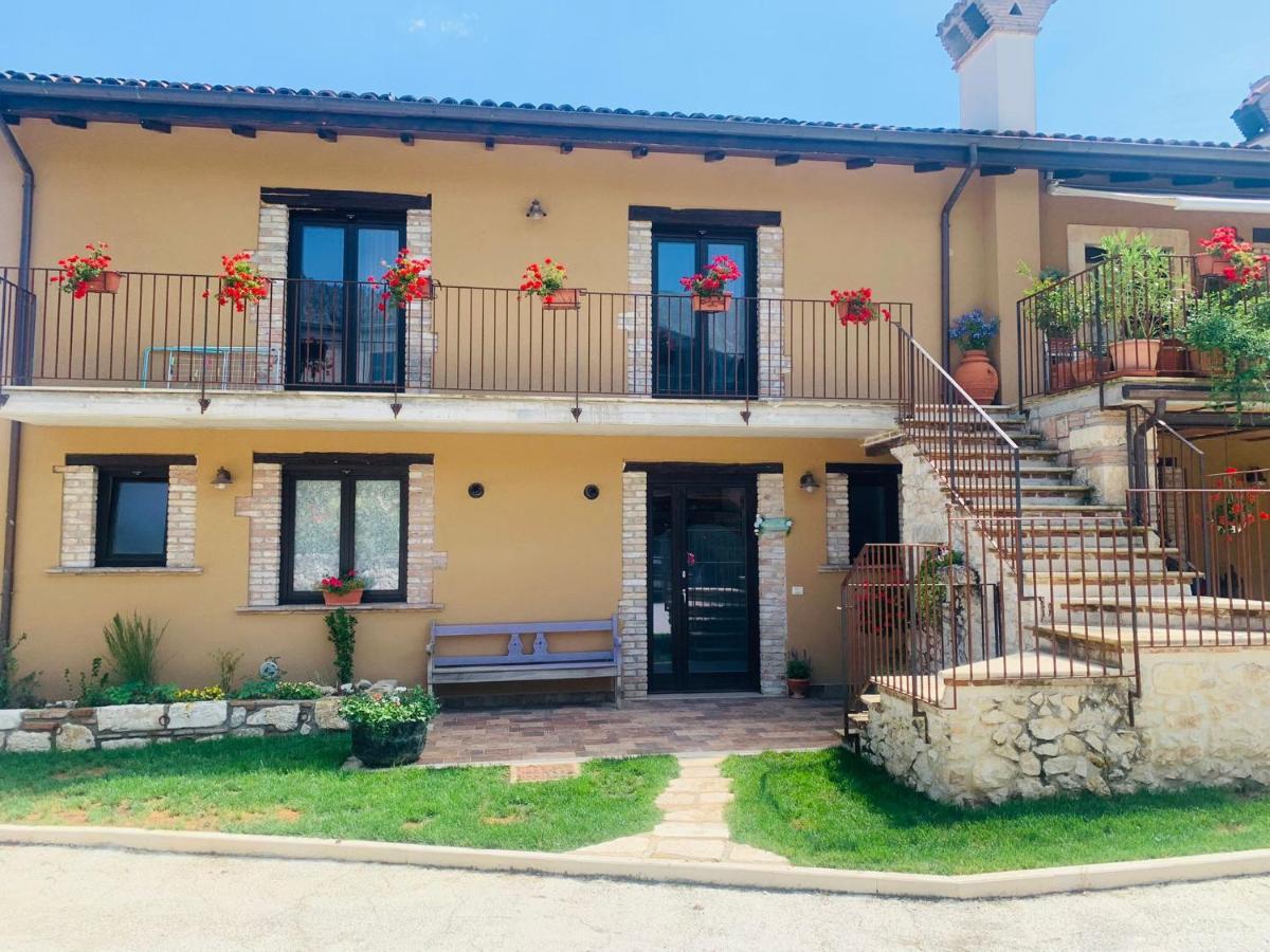 La Casa Di Gigi Apartment Fossa Exterior photo